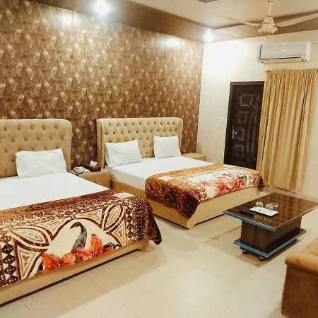 Royal Fort Executive Hotel Gulberg Lahore Eksteriør bilde