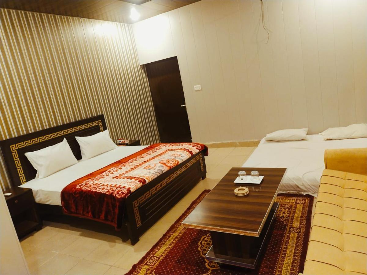 Royal Fort Executive Hotel Gulberg Lahore Eksteriør bilde