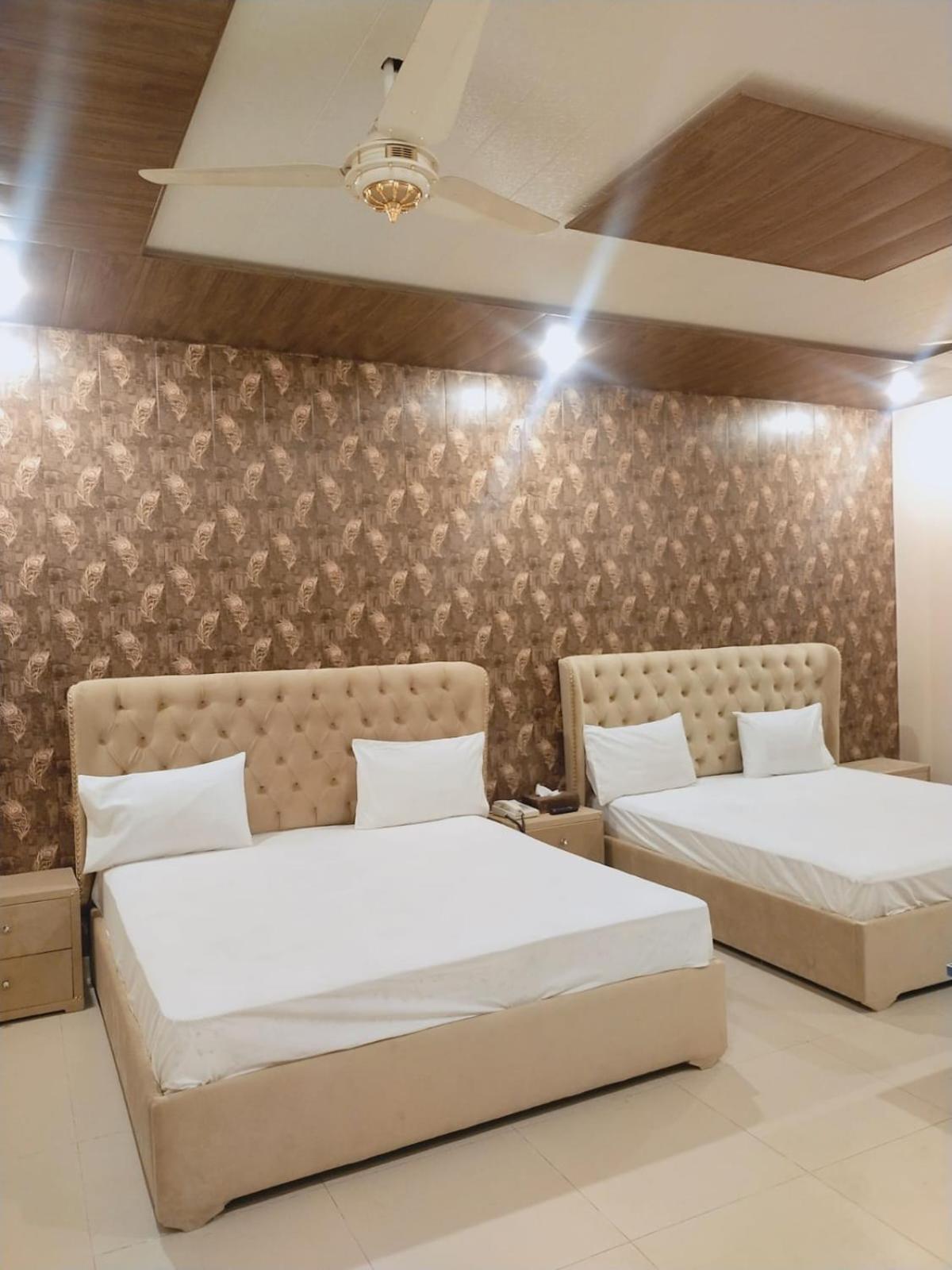 Royal Fort Executive Hotel Gulberg Lahore Rom bilde